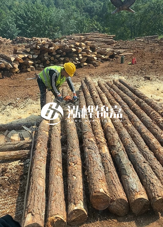 4米長(zhǎng)松木樁防腐處理每根加多少錢(qián)？松木樁尾徑8cm的價(jià)格多少？