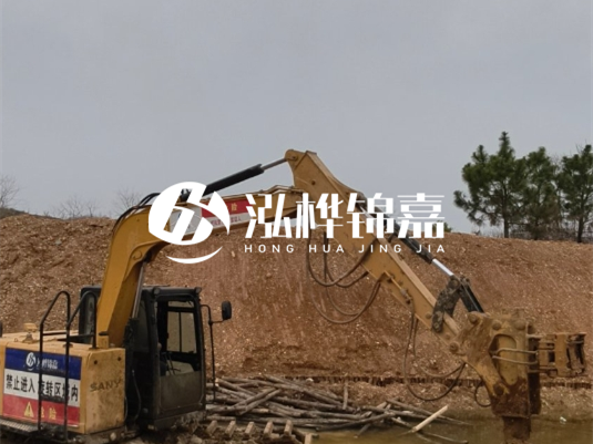 4 米防汛木樁多少根可以送貨上門？3 米松木樁 11-13 公分價(jià)格是多少？